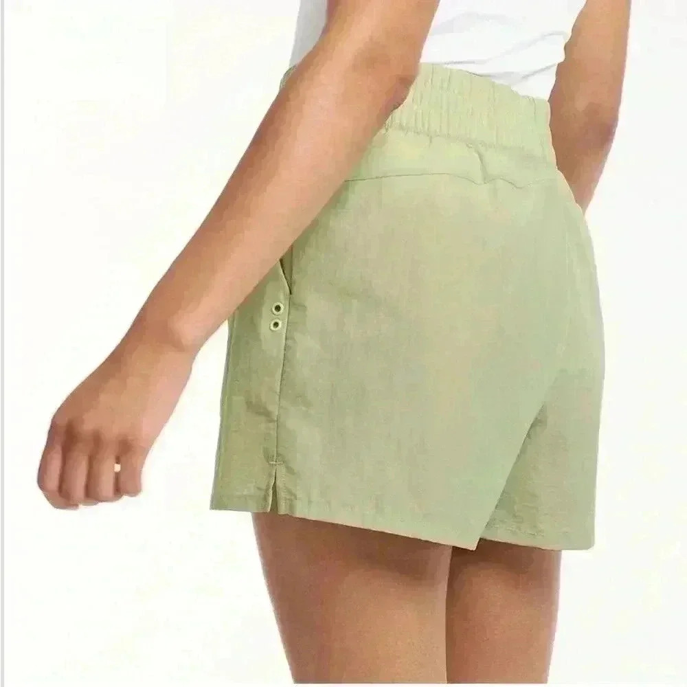 Women's FLX Buckle-Front Twill Woven Shorts size Large